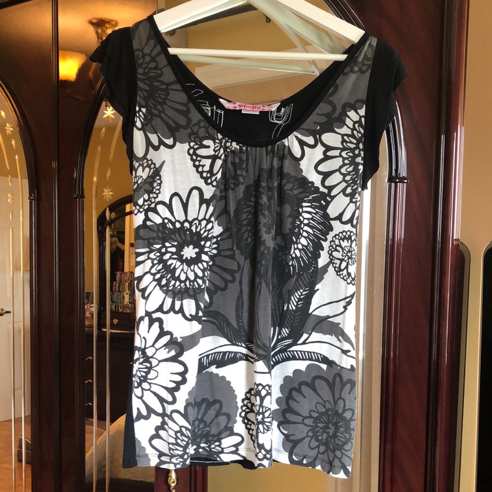 Floral Black and White Women's Top